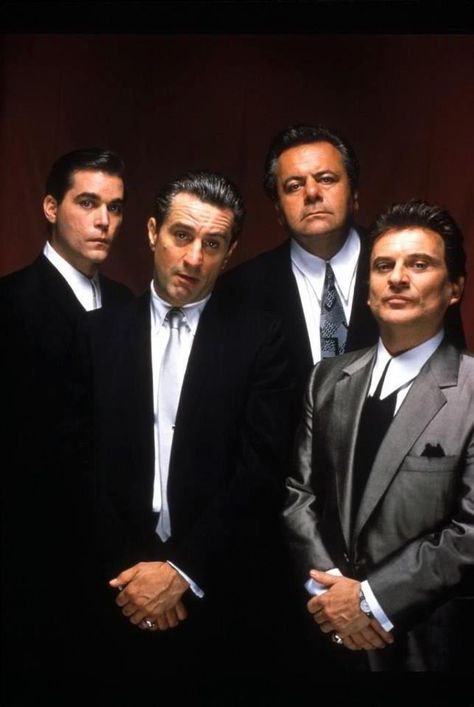 Goodfellows :) Godfather Outfit, Joe Pesci Goodfellas, Sonny Corleone, Suits And Ties, Goodfellas 1990, Don Corleone, Men In Suits, Ray Liotta, Gangster Movies