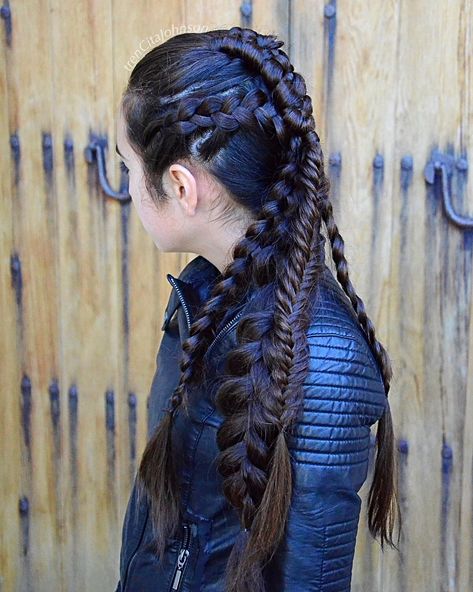 Warrior Braid Hairstyles, Warrior Women Hairstyles, Braids For Dark Hair, Female Jedi Hairstyles, Dragon Rider Hairstyles, Turkish Braids, Female Warrior Hairstyles, Norse Braids, Warrior Braids Woman