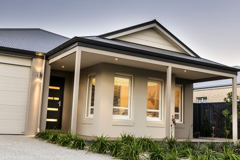 Rendered House Exterior Colour Schemes, Brown Exterior House Colors, Modern Hamptons House, Exterior House Paint Color Schemes, House Facades Australia, Rendered House, Exterior Colour Schemes, Brick Colour, Exterior House Colours