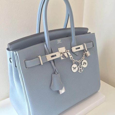 Hermes Bags Collection, Luxury Purses Hermes Birkin, Birken Bag Aesthetic, Blue Hermes Bag, Blue Bag Aesthetic, My Style Bags, Dream Bags, Luxury Bags Collection, Girly Bags