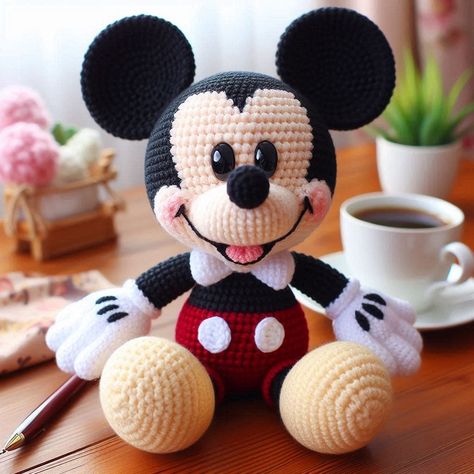 Mickey Amigurumi - Free Crochet Idea Mickey Crochet Pattern, Crochet Mickey Mouse Pattern Free, Mickey Mouse Crochet Pattern Free, Mickey Mouse Crochet Pattern, Disney Crochet Pattern, Crochet Mickey Mouse, Mickey Mouse Crafts, Crochet Characters, Mickey Mouse Ornaments