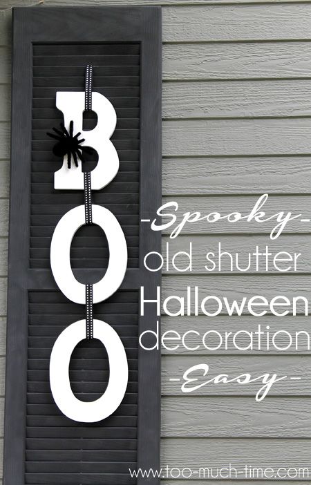 Last year I found this 2 pack of old plastic shutters at the thrift store. Last summer I turned one into... Boo Decorations, Shutter Projects, Shutter Decor, Plastic Shutters, Fun Sign, Diy Shutters, Old Shutters, Halloween Door Decorations, Fall Halloween Crafts