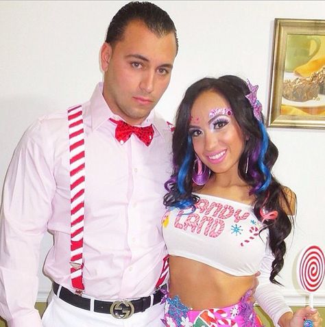 Candy Land | 57 Cheap and Original DIY Couples Halloween Costumes Diy Couples Halloween Costumes, Candy Costume, Easy Couples Costumes, Couples Costumes Creative, Halloween Costumes Diy Couples, Couples Halloween Costumes, Diy Couples Costumes, Best Couples Costumes, Candy Costumes