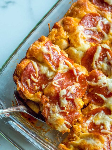 Pillsbury Ideas, Bubble Pizza, Bubble Up Pizza, Pizza Casserole, Best Casseroles, Easy Bake, Easy Eat, Bubble Up, 12 Tomatoes