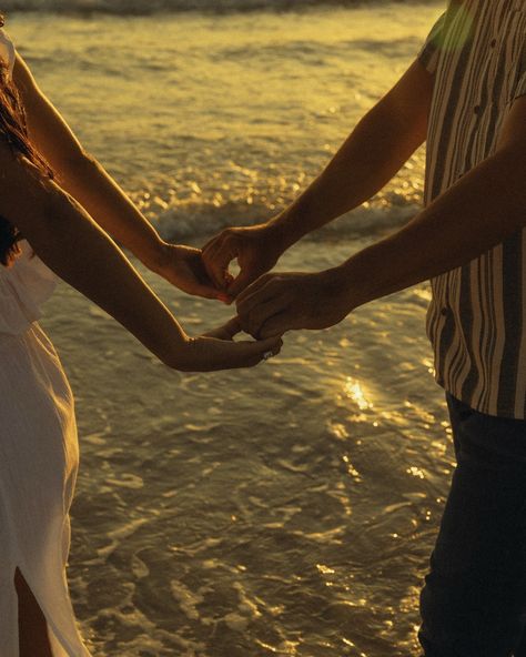 golden hour Keywords: storytelling cinematic engagements sailboat proposal couples Tampa St. Petersburg #tampaproposal #stpeteproposal #tampaengagement #stpeteengagement #stpetephotographer #tampaphotographer #storytellingphotographer #cinematicphotographer #tampaelopement #stpeteelopement @scrlgallery #scrl #scrlgallery Sailboat Proposal, Tampa Bay, St Petersburg, Golden Hour, Elopement, Tampa, Storytelling, Photographer, Quick Saves