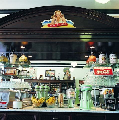 8 old-fashioned Alabama soda fountains that take us back in time - al.com Old Fashioned Soda Fountain, Nostalgic Places, Retro Road Trip, Youth Photos, Sandwich Shops, Old Dutch, Sweet Home Alabama, Soda Fountain, Road Trip Planning