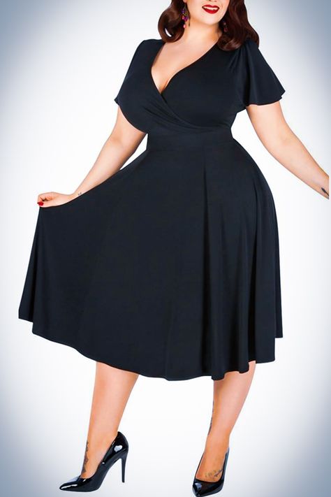 Cocktail Dress Plus Size, Cocktail Dress Plus, Plus Size Bridesmaid Dress, Plus Size Soft, Apple Shape, Plus Size Bridesmaid, Plus Size Fall, Bridesmaid Dresses Plus Size, Wedding Dresses Plus Size