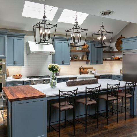 Modern farmhouse kitchen with foggy day cabinets mixed with the stained wood cabinets, the beautiful shelves and of course the vintage decor! Sherwin Williams Foggy Day, Stained Wood Cabinets, Sherwin Williams Blue, Dark Paint Colors, Foggy Day, Blue Kitchen Cabinets, Sherwin Williams Colors, Design Remodel, Kitchen Cabinet Colors