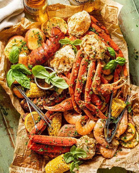 Seafood Boil Sauce Recipe, Boil Sauce Recipe, Seafood Boil In A Bag, Crawfish Boil Recipe, Seafood Boil Sauce, Seafood Feast, Seafood Boil Recipes, Delicious Seafood Recipes, Juicy Shrimp