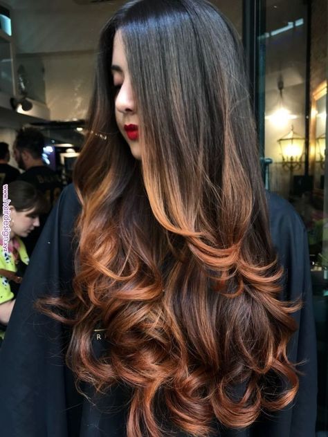 Smoothing Haircut, Hairstyles Long Layered Hair, Feathered Hairstyles Long, Global Hair Colour, Layered Balayage, Straight Hair Layered, Ombre Hair Styles, Layered Hairstyles For Long Hair, Caramel Hair Color