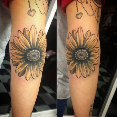 Shoulder Piercing, Flower Elbow Tattoo, Elbow Tattoos For Women, Elbow Tats, Tattoo On Elbow, Tattoos Sunflower, Tattoo Elbow, Inner Elbow Tattoos, Sunflower Tattoo Sleeve