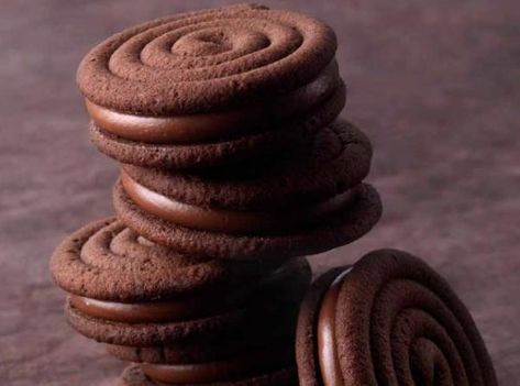 Recipe of the Day: Chocolate Vienesse Whirls by William Curley | HeraldScotland Vienesse Whirls Recipe, Chocolate Biscuits Recipe, Vienesse Biscuits, Vienesse Whirls, Viennese Whirls, Chocolate Biscuits, Cookie Recipes Homemade, Tastemade Recipes, Party Dishes