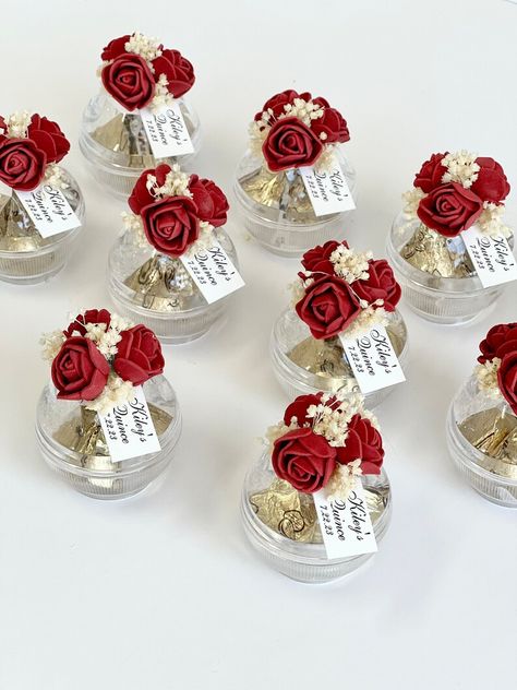 10 Pcs Wedding Favors Favors Favors Boxes Wedding Favors - Etsy Party Favors Quince, Red And Black Wedding Favors, Red Party Favors, Thank You Quinceanera Party Favors, Red Wedding Favors For Guests, Red Wedding Favors, Beauty And The Beast Quince, Wedding Anniversary Favors, Quinceanera Party Favors