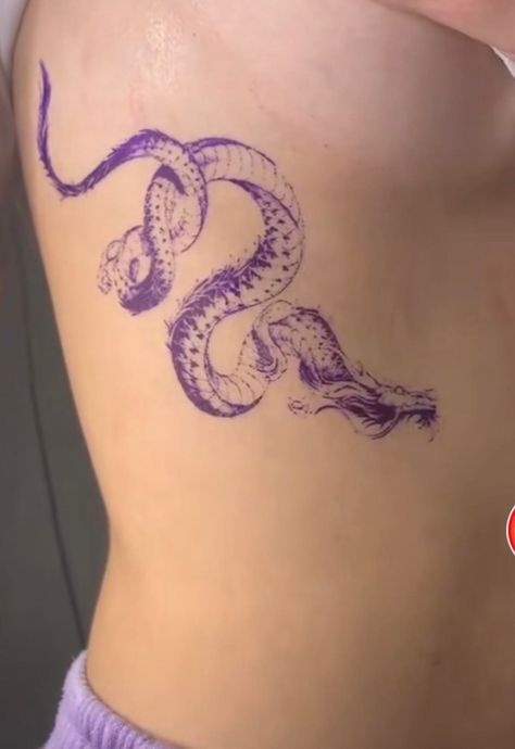 Naruto Stomach Tattoo, Dragon Tattoo On Hip, Dragon Tattoo Placement For Women, Torso Tattoos Women, Dragon Rib Tattoo, Dragon Tattoo On Ribs, Dragon Sternum Tattoo, Feminine Dragon Tattoo, Feminin Tattoos