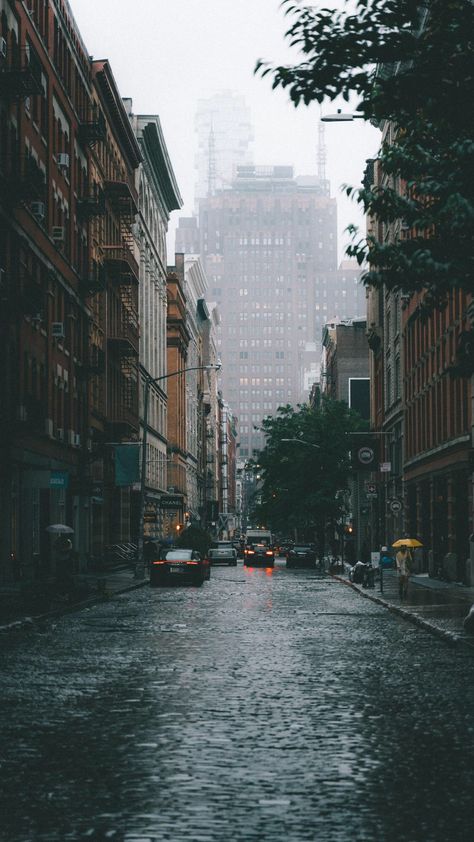 Rain Lover, Nyc Wallpaper, Rainy Wallpaper, Photography Wallpapers, Lock Screen Backgrounds, Ruined City, One Of Those Days, Iphone Wallpaper Tumblr Aesthetic, Pretty Sky