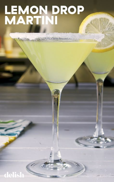 Lemon Drop Martini Has A Sweet Little TwistDelish Best Martini Recipes, Sour Cocktails, Liquor List, Drink Candles, Limoncello Recipe, Lemon Drop Martini, Classic Martini, Lemon Drink, Candied Lemons