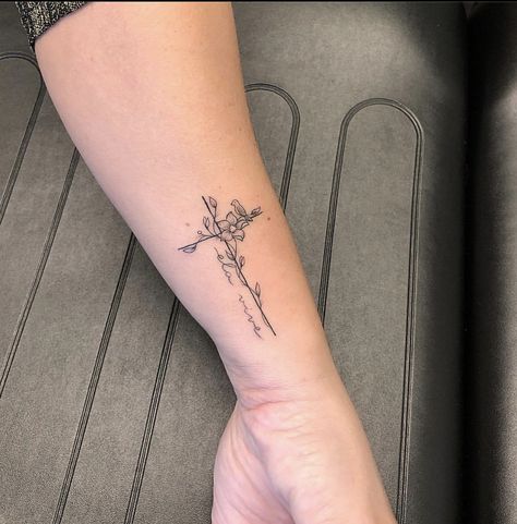 Christian Rose Tattoo, Cross And Bird Tattoo, Flower Crosses Tattoo, Cross Tattoo With Flowers Around It, Flower Cross Tattoos For Women, Girly Cross Tattoos, Cross Tattoos On Wrist, Cross With Flowers Tattoo For Women, Simple Cross With Flowers Tattoo