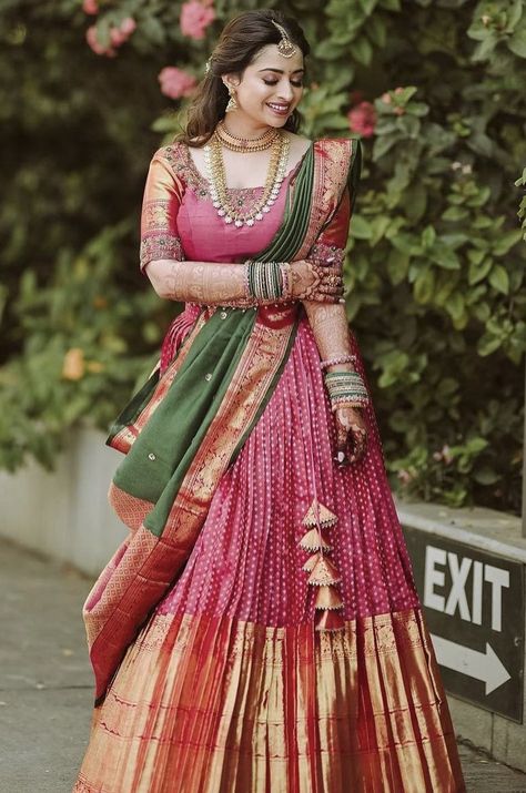 Half Saree Function Poses, Pattu Saree Poses, Half Saree Dupatta, Pattu Lehanga Designs, Bridal Saree Draping, Half Saree Poses, Simple Dupatta, Pattu Lehenga Half Saree, Half Saree Designs South Indian