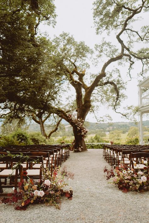 Glam Alfresco Vineyard Ranch Wedding in Sonoma County — PLAN PREP PARTY Bridesmaid Dresses Winery Wedding, Vineyard Wedding Aisle, Napa Valley Weddings, Sonoma County Wedding, Wedding In Vineyard, Winery Wedding Fall, French Vineyard Wedding, Wedding Winery Vineyard, Winelands Wedding