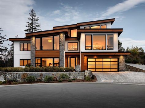 Change Front Elevation Of House, House Plans Modern Contemporary, West Coast Architecture, Modern House Wood Exterior, Exterior Roof Designs, Contemporary Modern House Exterior, White Contemporary House Exterior, Contemporary Home Exteriors, West Coast Contemporary Homes