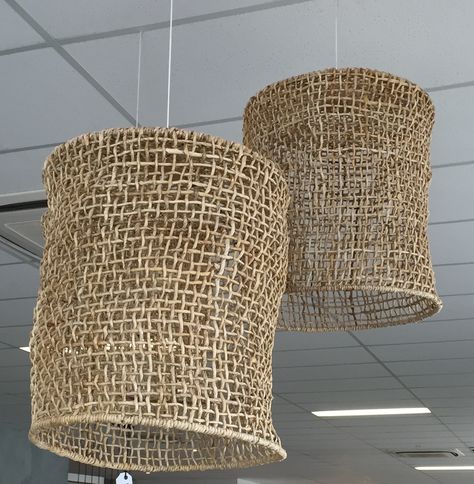 Jute Lamp, Bali Decor, Pendant Lighting Bedroom, Lampshade Designs, Rattan Lamp, Diy Furniture Hacks, Lampe Decoration, Lampshade Chandelier, Cafe Wall