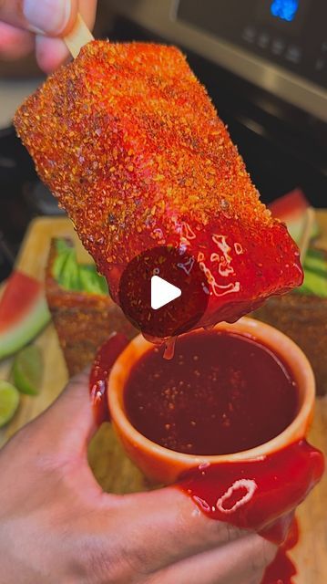 Roll Up Ice Cream, Fruit Rollups, Watermelon Snack, Newest Recipes, Homemade Snacks Recipes, Mexican Treats, Fruit Platter Designs, Roll Ups Recipes, Mexican Snacks