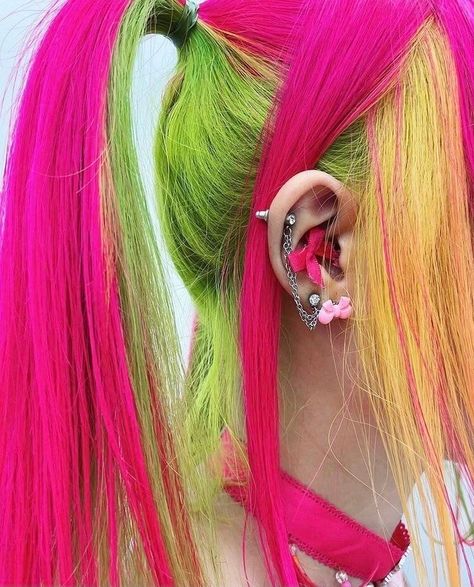 Hair Colorful, High Hair, Catty Noir, Pretty Hair Color, Alternative Hair, Scene Hair, Dye My Hair, Hair Dye Colors, Hair Reference