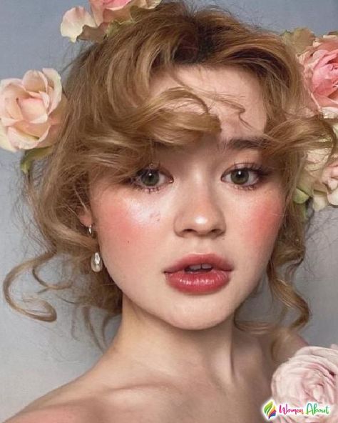 Soft Vintage Makeup Looks, Angelic Prom Makeup, Wedding Makeup Fairytale, Cherub Makeup Look, Soft Fem Makeup, Fairytale Makeup Looks Princess, Natural Angelic Makeup, Ethereal Wedding Makeup Romantic, Romantic Ingenue Makeup