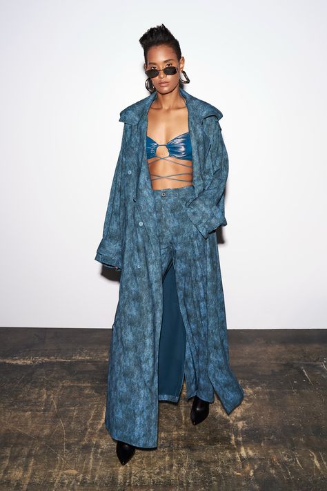 LaPointe Pre-Fall 2025
https://www.vogue.com/fashion-shows/pre-fall-2025/sally-lapointe/slideshow/collection#32 Sally Lapointe, The Blues, Pre Fall, Fashion Show, Vogue, Blue