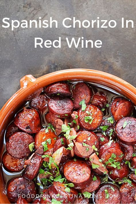 This chorizo al vino tinto recipe is a classic tapas recipe for Spanish chorizo in red wine. It’s common at tapas bars in Spain and easy to make at home with only 6 ingredients. I learned to make this dish when we lived in Spain and now make it when we do tapas nights. Tapas Chorizo Recipes, Red Wine Chorizo, Mediterranean Tapas Ideas, Spanish Tapas Party Appetizers, Chorizo Appetizers For Party, Spanish Chorizo Tapas, Keto Tapas Recipes, Chorizo In Red Wine, Tapas Style Dinner