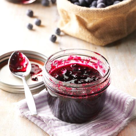 Luscious Blueberry Jam Recipe -This perfectly spreadable blueberry jam boasts a beautiful dark color with a sweet, seasonal flavor. —Karen Haen, Sturgeon Bay, Wisconsin Risotto Radicchio, Blueberry Jam Recipe, Freezer Jam Recipes, Freezer Jam, Blueberry Fruit, Dutch Oven Recipes, Tea Party Food, Blueberry Jam, Jam And Jelly