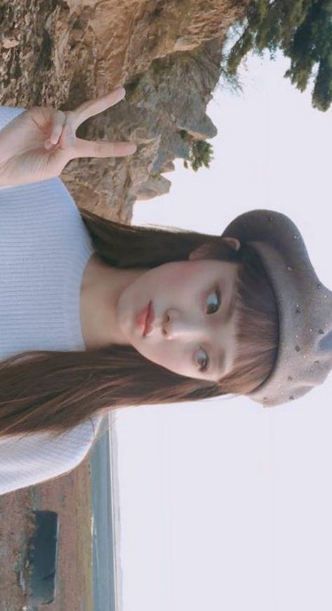 Lee Sung Kyung Wallpaper, Lee Sung Kyung, Sung Kyung, Lee Sung, Korean Actors, Singing, Actors, Quick Saves