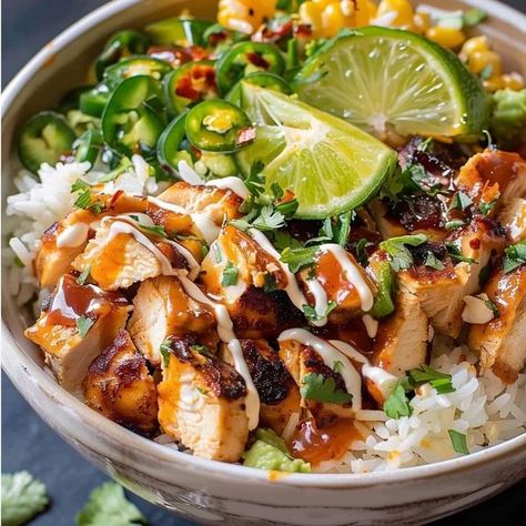 Rissy Roo Chipotle Chicken Rice Bowl Recipe, Chipotle Chicken Rice Bowl, Chipotle Chicken And Rice, Low Carb Meal Preps, Honey Chipotle Sauce, Chipotle Rice, Chipotle Chicken Bowl, Honey Chipotle Chicken, Parmesan Crusted Pork Chops