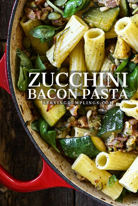 Zucchini and bacon pasta with basil Zucchini And Spaghetti Sauce, Bacon Zucchini Pasta, Zucchini And Bacon Recipes, Zucchini Basil Pasta, Zucchini Bacon Recipes, Bacon Zucchini Recipes, Pasta With Basil, Bacon Pasta Recipes, Bacon Recipes For Dinner