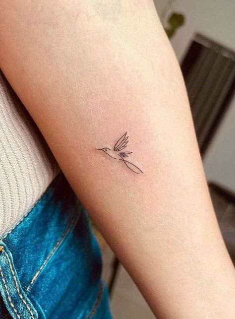 Minimalist Hummingbird Tattoo, Minimalist Hummingbird, Hummingbird Tattoo Design, Hummingbird Tattoo Meaning, Mockingbird Tattoo, Hummingbird Tattoos, Small Hummingbird Tattoo, Tattoos Tiny, Bird Tattoos For Women