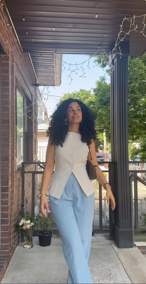 Smart Casual Women Office Classy Work Outfits, Modest Date Outfits Classy, Casual Outing Outfits Classy, Blue Corporate Outfit, Smart Casual Modest Outfit, How To Style Slacks Women, Business Summer Outfits, Mid Size Work Outfit, Simple Date Outfits