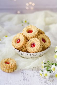 Homemade Strawberry Whirls Biscuits Strawberry Jam Swirl Cookies, Strawberry Jam Cookies, Jam Biscuits, 100 Cookies Recipe, Cookies With Jam, Easy Gingerbread Cookies, Fair Foods, Seasonal Baking, Butter Biscuits