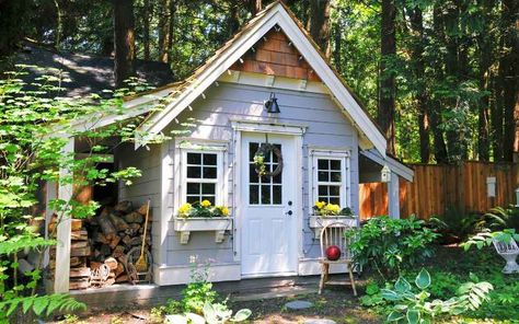 Beautiful Sheds, She Shed Plans, Amazing Sheds, Floor Outdoor, Build Your Own Shed, Shed Construction, Cheap Sheds, Wood Storage Sheds, Simple Shed