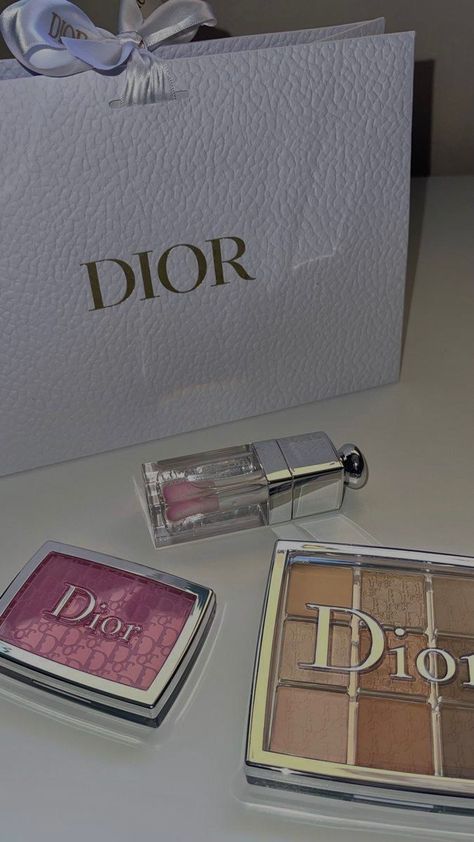 Dior Backstage Glow Face Palette, Ablution Islam, Dior Backstage, Glow Face, Face Palette, Fancy Makeup, Dior Makeup, روتين العناية بالبشرة, Dior Beauty