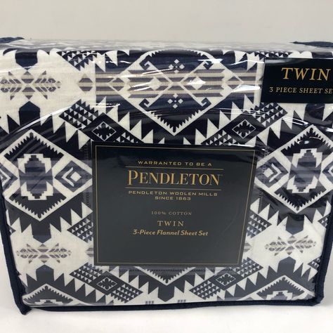 Pendleton Sheet Set Classic Pendleton Pattern 3 Pc Set Flat & Fitted Sheets W Pillowcase Twin Sized Soft 100% Cotton Flannel Legendary Pendleton Quality Brand New In Packaging Sizing/Details In Images Pricing Is Fair And Quite Firm . Please Let Us Know If You Have Any Questions. Pendleton Bedroom, Native American Bedroom, Cowgirl Bedding, Pendleton Pattern, Pendleton Bedding, Native American Houses, Farmhouse Bedding Sets, Western Pillows, Western Farmhouse