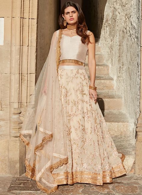 Minimal Lehenga, Indian Skirt And Top, White Lengha, Lehenga Inspiration, Partywear Lehenga, Dupatta Embroidery, Lace Embellishments, Indian Skirt, Lehenga Choli For Women