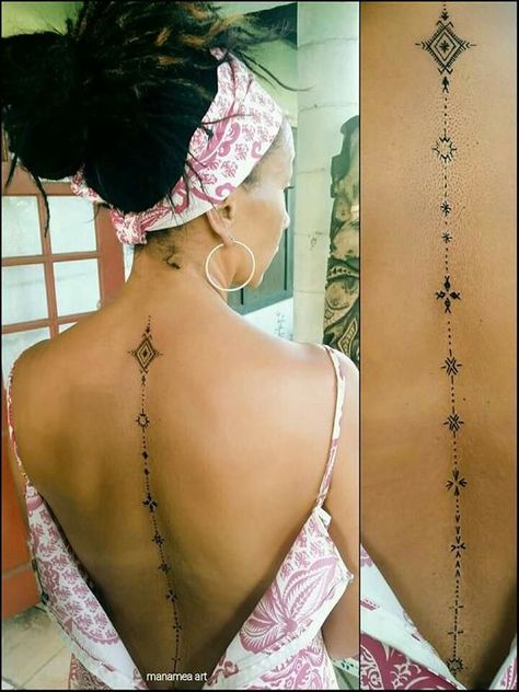 Feminine Back Tattoos, Spinal Tattoo, Tattoo Back, Unalome Tattoo, Spine Tattoos For Women, Geniale Tattoos, Japanese Tattoos, Spine Tattoo, Diy Tattoo