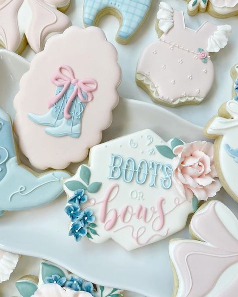 Kerstyn Lott | 👢🎀Boots or bows gender reveal cookies🎀👢 I love how these turned out, one of my favorites. I got lots of great inspo from my customer… | Instagram Boots Or Bows Cookies, Gender Reveal Ideas Burnouts Or Bows, Boot Or Bows Gender Reveal, Southern Gender Reveal, Bows Or Boots Gender Reveal, Cowboy Or Cowgirl Gender Reveal Ideas, Gender Ideas Reveal, Rodeo Gender Reveal, Boots And Bows Gender Reveal Decorations