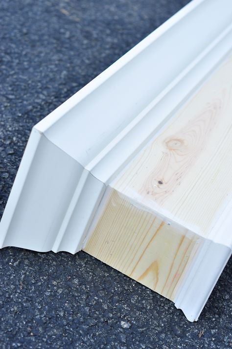 Build your own wood window cornice! A solid wood window valance box is easy to make and covers curtain rod hardware while giving your windows an upscale style on a budget. #remodelaholic #beginningbuilder #diywindowtreatment Window Valance Box, Window Cornice Diy, Wood Valances For Windows, Wooden Valance, Wooden Cornice, Cornice Box, Window Cornice, Wood Cornice, Wood Valance