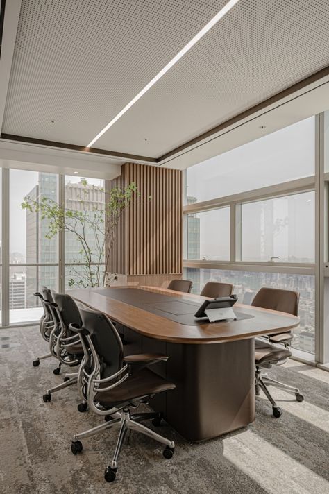 DB Financial Investments Offices - Seoul | Office Snapshots Conference Room Design, Agency Office, Meeting Room Design, Office Meeting Room, Boardroom Table, Office Snapshots, Private Office, Interior Modern, Salou