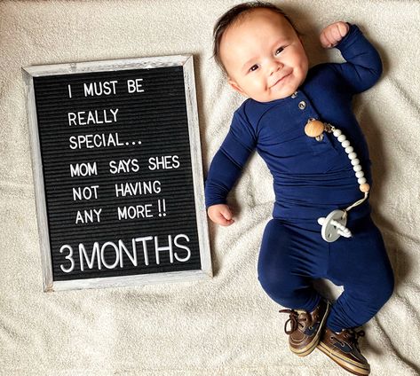 2 Months Old Photoshoot Ideas, 3 Months Old Baby Quotes, 3 Months Old Photoshoot, 3 Month Old Milestones Quotes, 10 Month Milestone Picture, 4 Month Old Milestones Photo Ideas, 3 Month Old Picture Ideas, 1 Month Old Picture Ideas, May Milestone Pictures