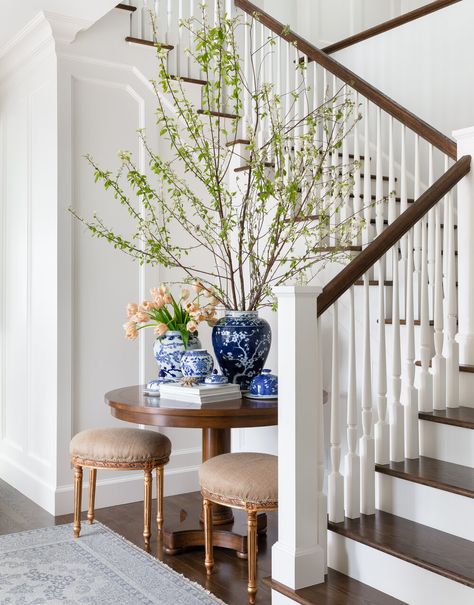 10 Pins : Entryway Edition Open Entryway, Cottage Entryway, Traditional Entryway, Entryway Stairs, August Taylor, Entryway Inspiration, Dining Room Contemporary, Stair Case, Foyer Table