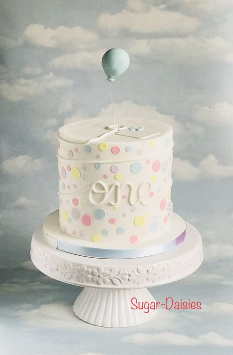 Pastel Cake 1st Birthday, Buttercream First Birthday Cake, First Birthday Cake Balloon, Cake Smash Pastel Colors, Pastel Colour 1st Birthday Cake, Cake Smash With Balloons, One Year Birthday Cake, Baby Boy Birthday Cake, Baby First Birthday Cake