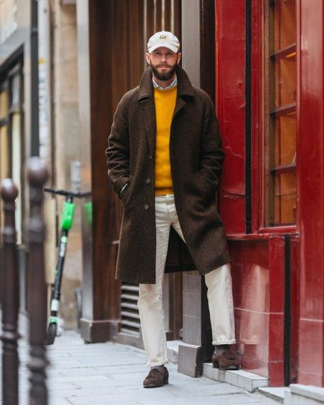 Permanent Style, Ralph Lauren Looks, Blue Oxford Shirt, Brown Suede Loafers, Smart Outfit, Winter Outfits Men, Casual Cap, Blue Trousers, Coat Outfits