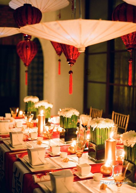 table decor: red, white and gold - the pop of green kinda incorporates a pnw feel. not a fan of the takeout box though! Hibachi Party, Chinese Theme Parties, Asian Party Themes, Chinese Party, Chinese Dinner, Japanese Party, Asian Party, Chinese New Year Party, Chinese Theme